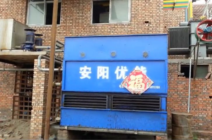 中頻爐冶煉現(xiàn)場視頻